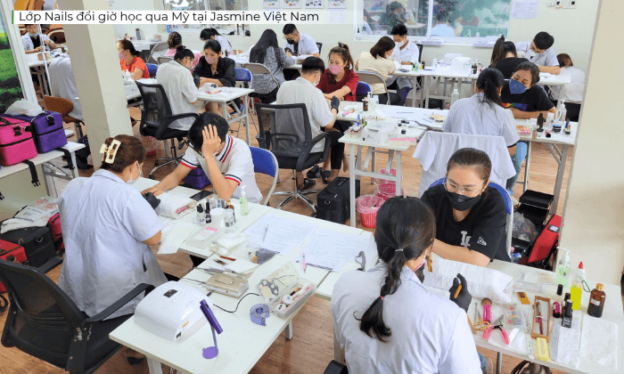 Học nail đi mỹ
