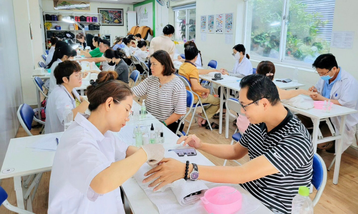 Học nails định cư Mỹ