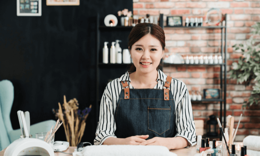 học nail mở tiệm 