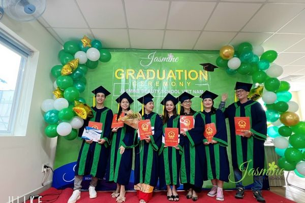 Chúc tất cả học viên trường Jasmine Việt Nam luôn thành công trong sự nghiệp và cuộc sống